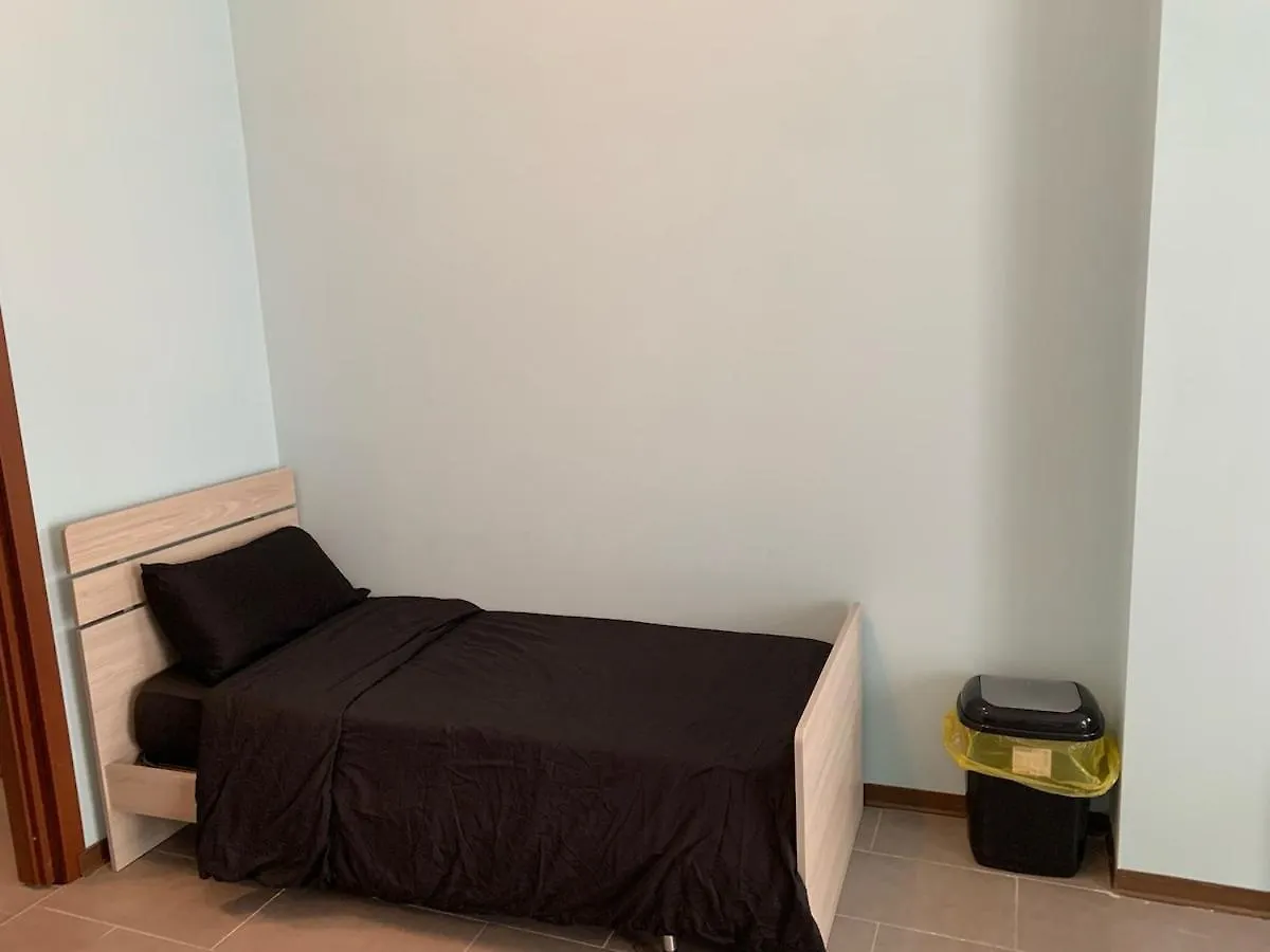 Holiday home Malpensa House 27 - Taxi Service For Mxp 20 Euro Lonate Pozzolo
