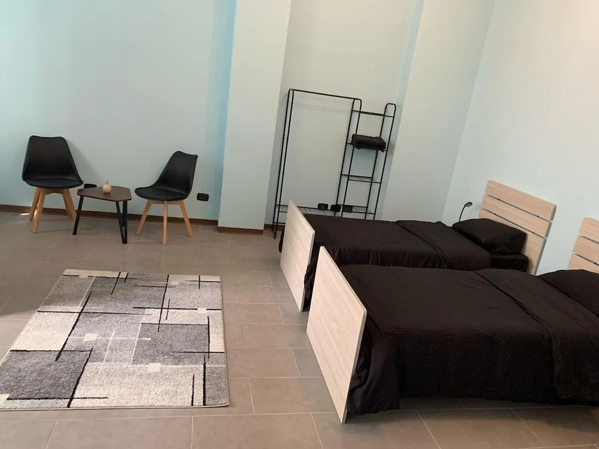Malpensa House 27 - Taxi Service For Mxp 20 Euro Lonate Pozzolo Italy