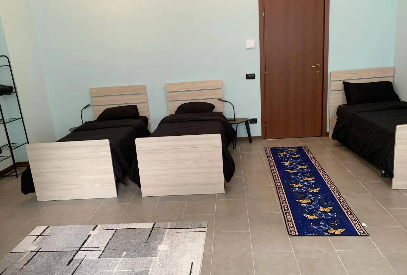 Malpensa House 27 - Taxi Service For Mxp 20 Euro Lonate Pozzolo Holiday home